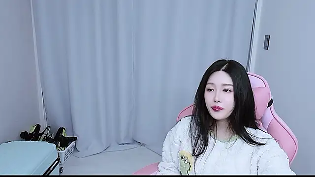 MISA 02 online show from December 2025 12:44:02 PM