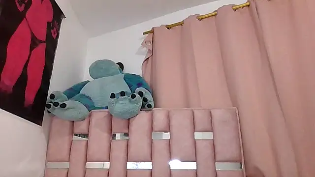 abby moss 2 online show from November 2025 05:10:01 AM