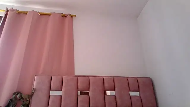 abby moss 2 online show from January 2026 07:07:02 PM