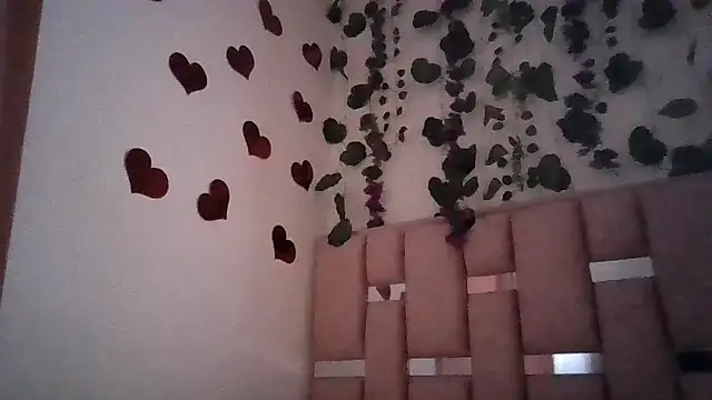 Snapshot of abby_moss_2 chatting on April 2026 12:40:01 PM abby moss 2 online show from April 2026 12:40:01 PM