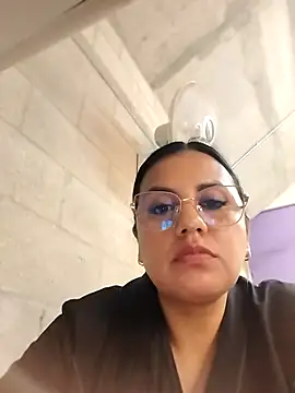 Candy-Samanthy online show from November 2025 03:56:02 PM