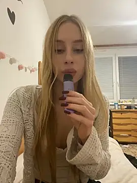 RemyStyles online show from November 2025 08:30:01 PM