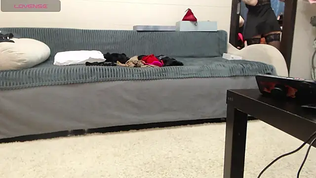 Lorine Kelli online show from May 2026 03:04:02 AM
