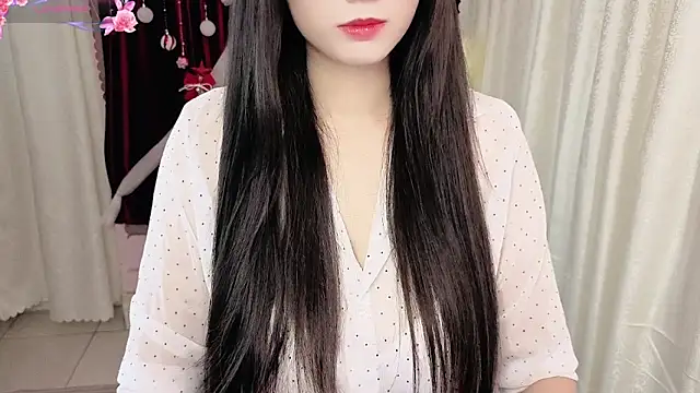 Snapshot of Xuka2594 chatting on January 2026 03:45:02 AM Xuka2594 online show from January 2026 03:45:02 AM