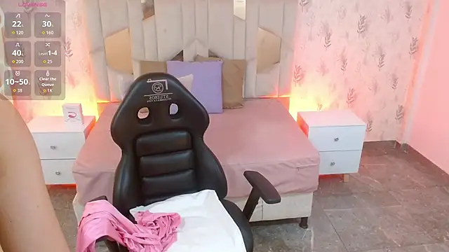 Snapshot of MARIANA_TAY1 chatting on October 2025 03:03:02 AM MARIANA TAY1 online show from October 2025 03:03:02 AM