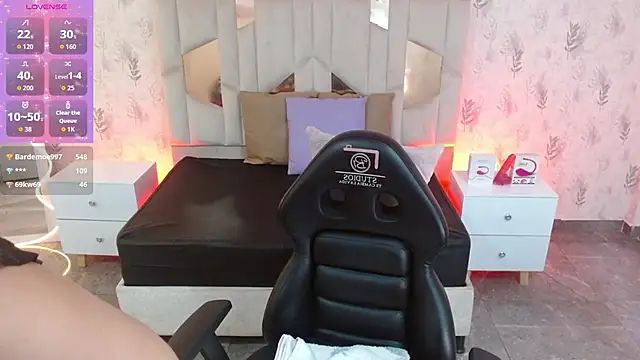 Snapshot of MARIANA_TAY1 chatting on November 2025 03:05:01 AM MARIANA TAY1 online show from November 2025 03:05:01 AM