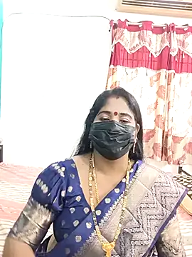 tamil-aunt online show from November 2025 04:44:02 AM