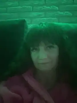 Butterfly8385 online show from February 2026 05:16:01 PM