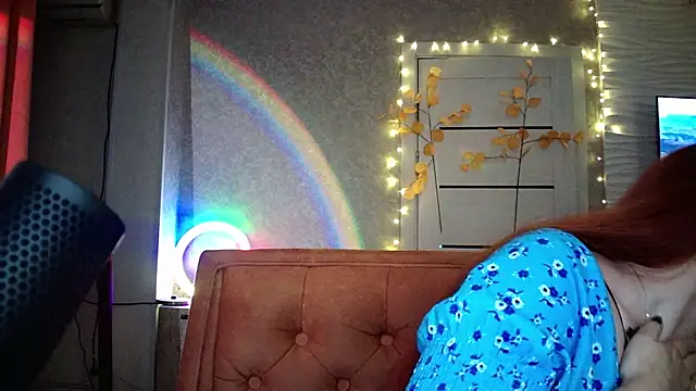 Snapshot of LolaMint_ chatting on October 2025 02:40:01 PM LolaMint online show from October 2025 02:40:01 PM