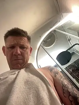 jayylizz69 online show from November 2025 02:28:01 PM