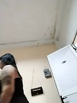 Laikerxxx online show from November 2025 04:33:02 AM