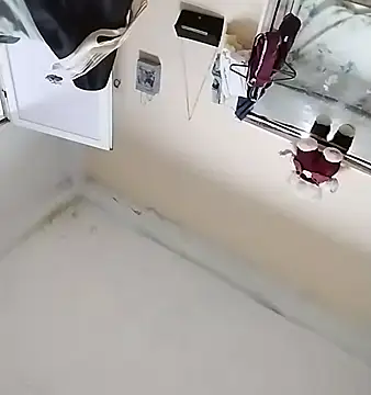 Laikerxxx online show from November 2025 11:10:02 PM