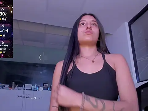 princesstina- online show from November 2025 09:36:02 PM