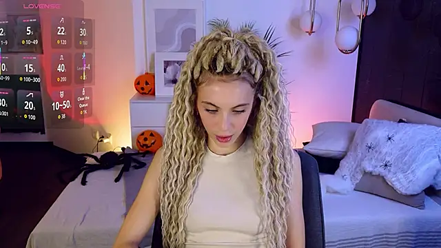 Snapshot of mia_silkk chatting on October 2025 06:25:01 AM mia silkk online show from October 2025 06:25:01 AM