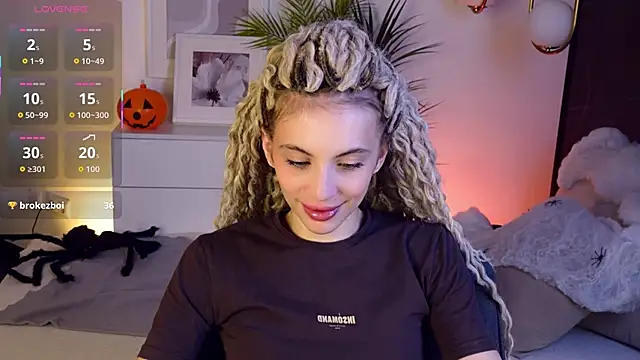 Snapshot of mia_silkk chatting on November 2025 06:26:02 AM mia silkk online show from November 2025 06:26:02 AM