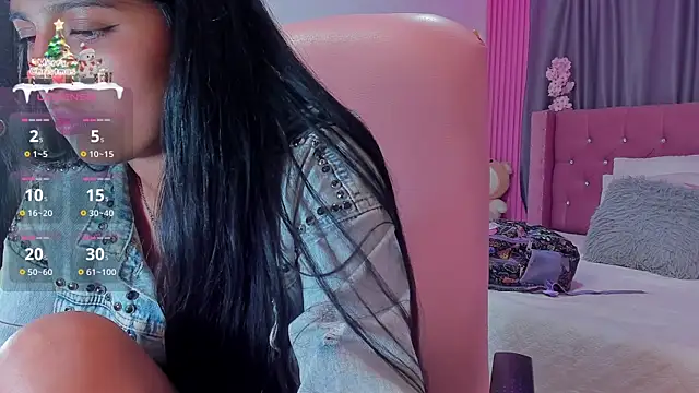 Briseida-White online show from December 2025 07:53:01 PM