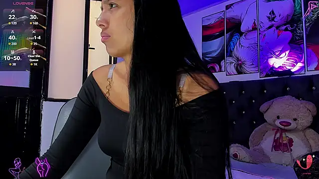 Briseida-White online show from December 2025 01:40:02 PM