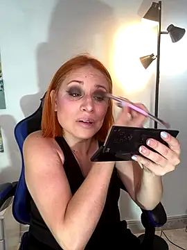 Adeline 1 online show from November 2025 08:00:01 PM