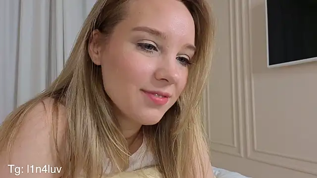 AIicaparkerc online show from November 2025 09:26:02 PM