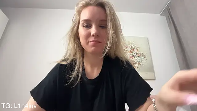 AIicaparkerc online show from February 2026 09:19:01 PM