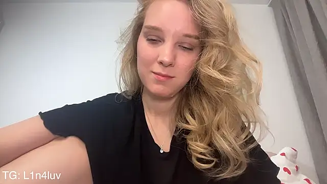 AIicaparkerc online show from March 2026 06:22:02 PM