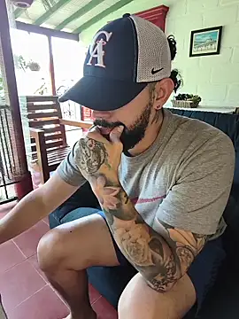 AlukardBig online show from March 2026 05:19:02 PM