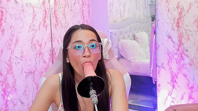 GabbiePrice online show from October 2025 08:51:02 PM