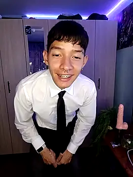 Snapshot of heyy_noah11 chatting on November 2025 02:47:01 AM heyy noah11 online show from November 2025 02:47:01 AM