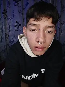 Snapshot of heyy_noah11 chatting on November 2025 02:39:02 AM heyy noah11 online show from November 2025 02:39:02 AM