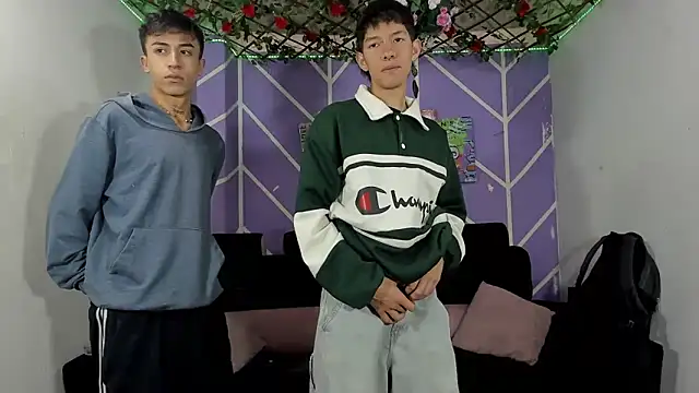 Snapshot of heyy_noah11 chatting on February 2026 01:55:01 PM heyy noah11 online show from February 2026 01:55:01 PM