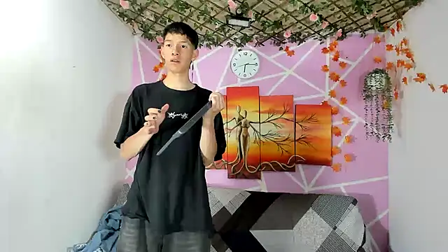 Snapshot of heyy_noah11 chatting on March 2026 01:52:02 AM heyy noah11 online show from March 2026 01:52:02 AM