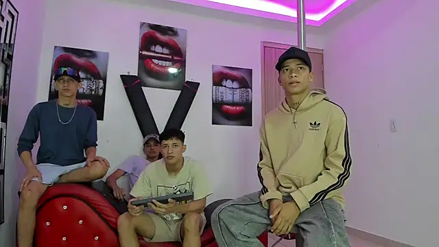 EMPIRE BOYS1 online show from November 2025 07:24:02 PM