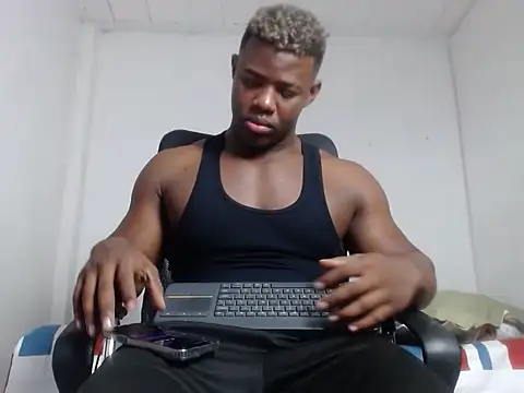 Snapshot of Michael_smitht chatting on December 2025 03:26:02 AM Michael smitht online show from December 2025 03:26:02 AM