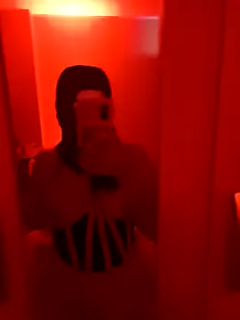 Snapshot of xcodigorojo chatting on November 2025 04:15:02 AM xcodigorojo online show from November 2025 04:15:02 AM