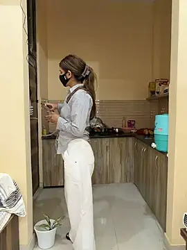 deepikaa aroraa online show from February 2026 10:23:01 AM