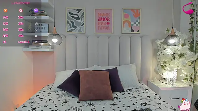 Snapshot of Isabella__gonzalez_ chatting on November 2025 03:38:01 AM Isabella gonzalez online show from November 2025 03:38:01 AM