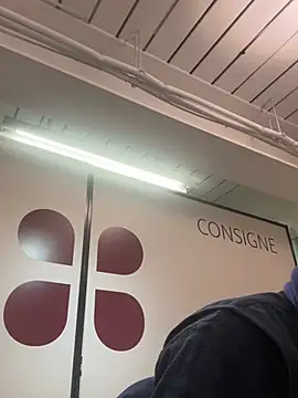 AlexGogo23 online show from April 2026 04:48:01 PM