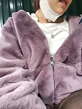 xixibabi online show from December 2025 03:47:01 AM