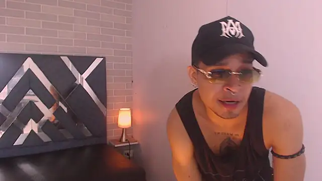 Jayden Morris online show from February 2026 07:03:02 PM