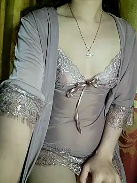 LinaCii online show from December 2025 03:28:02 PM