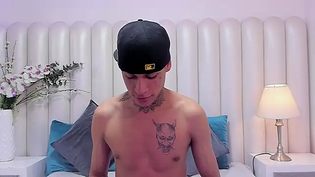 Snapshot of GaelCarter chatting on October 2025 04:24:01 AM GaelCarter online show from October 2025 04:24:01 AM