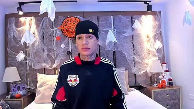 Snapshot of GaelCarter chatting on November 2025 03:53:02 AM GaelCarter online show from November 2025 03:53:02 AM