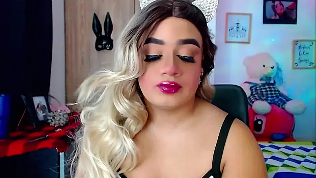 Snapshot of Sofiabigcock22 chatting on November 2025 11:10:02 AM Sofiabigcock22 online show from November 2025 11:10:02 AM