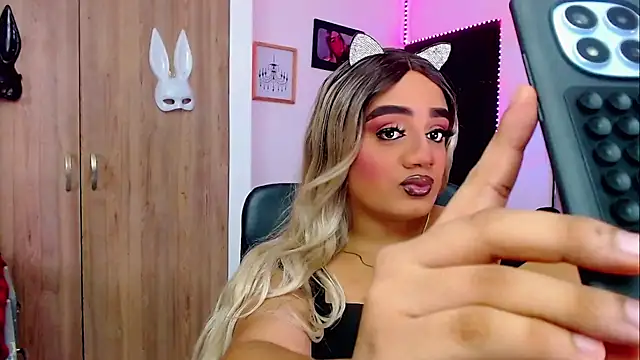 Snapshot of Sofiabigcock22 chatting on December 2025 02:01:01 PM Sofiabigcock22 online show from December 2025 02:01:01 PM