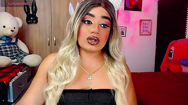 Snapshot of Sofiabigcock22 chatting on December 2025 05:02:02 AM Sofiabigcock22 online show from December 2025 05:02:02 AM