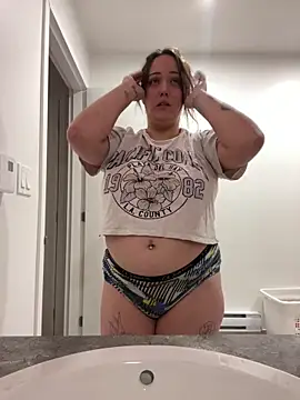 Amyblackheartxox online show from March 2026 11:55:01 PM