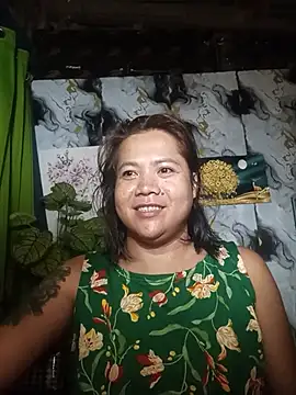 trishacummerts online show from June 2026 06:11:02 PM