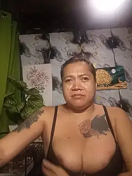 trishacummerts online show from July 2026 08:35:02 PM