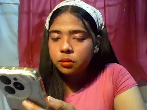 Snapshot of sweet_mai18 chatting on October 2025 12:28:01 PM sweet mai18 online show from October 2025 12:28:01 PM