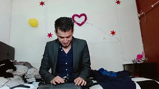 Snapshot of picante70_ chatting on November 2025 10:26:01 AM picante70 online show from November 2025 10:26:01 AM